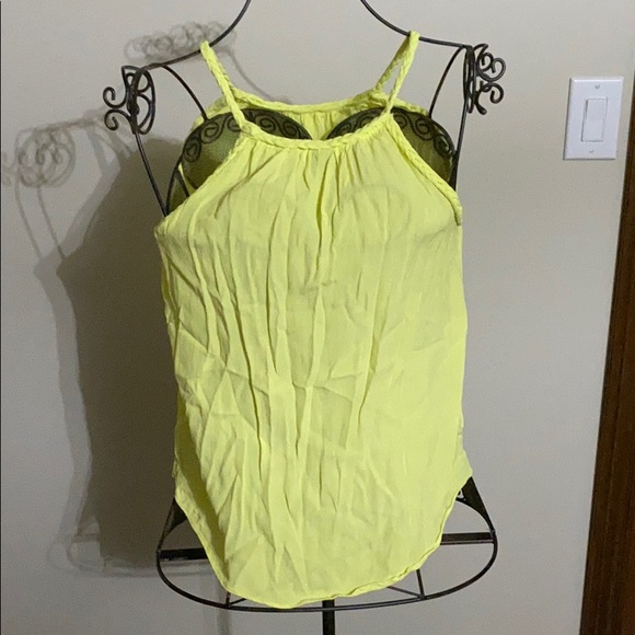 GAP braided halter top - Picture 2 of 5